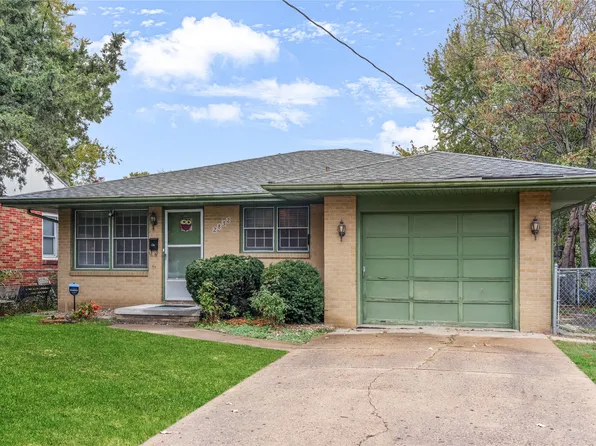 2832 E Grand Ave, Des Moines, IA 50317