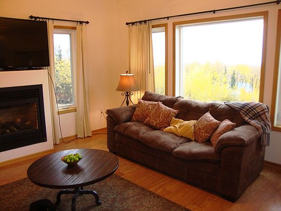 5th image of 3280 Craft Ave