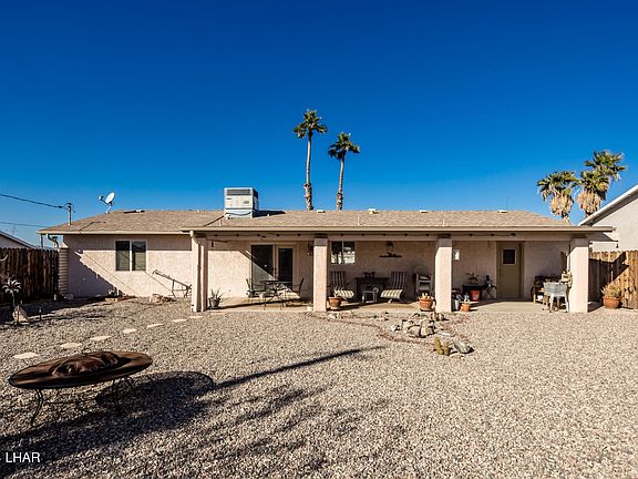 4th image of 3646 Bluegrass Dr