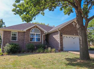 5916 E Manslick Rd, Louisville, KY 40219