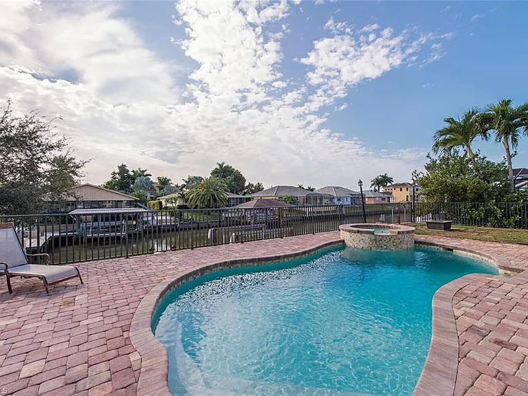 496 Flamingo Ave — Photo 14