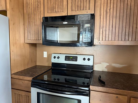 4th image of 33 Elk Bugle Ct APT 4