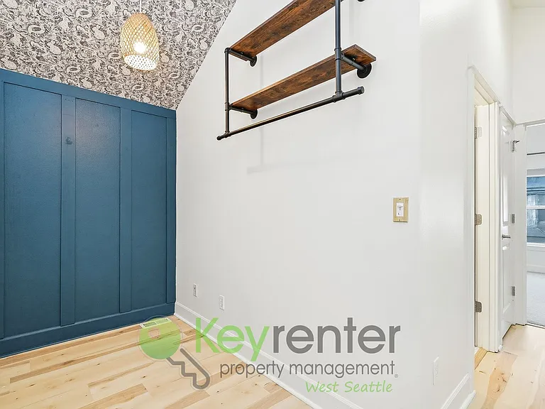 2634 SW Myrtle St — Photo 21