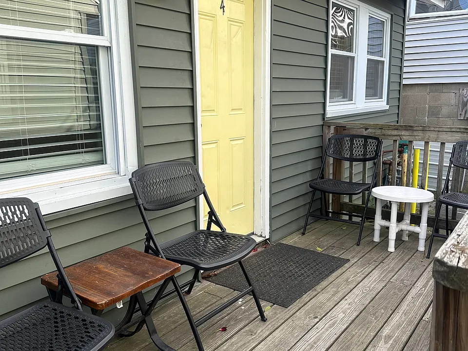 19 M St #4