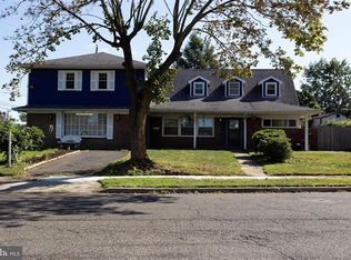 84 Quarry Rd, Levittown, PA 19057