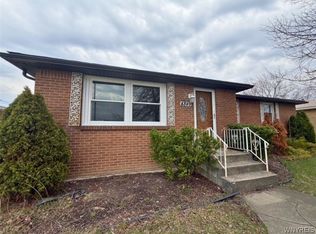 4849 N Bailey Ave, Amherst, NY 14226