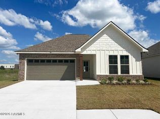 106 Crescent Row, Broussard, LA 70518