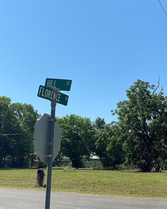 1st image of W Hill St