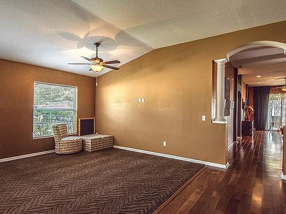 4th image of 4202 Knob Lake Ct