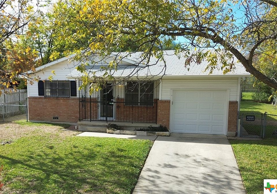 1st image of 1513 Meadow Dr