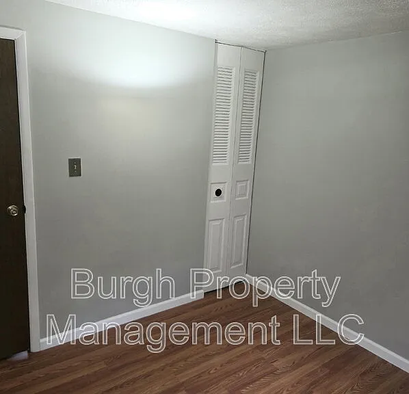 3135 Laurel Ridge Cir — Photo 15