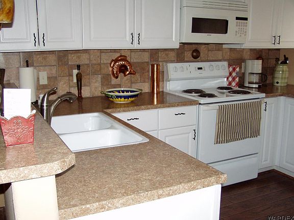 3rd image of 10598 Fenton Dr