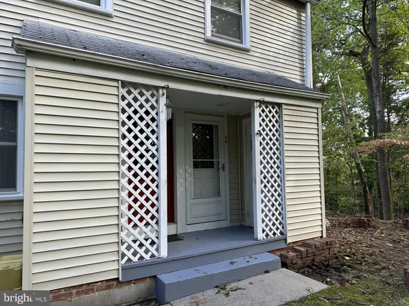 8 Research Rd, Greenbelt, MD 20770