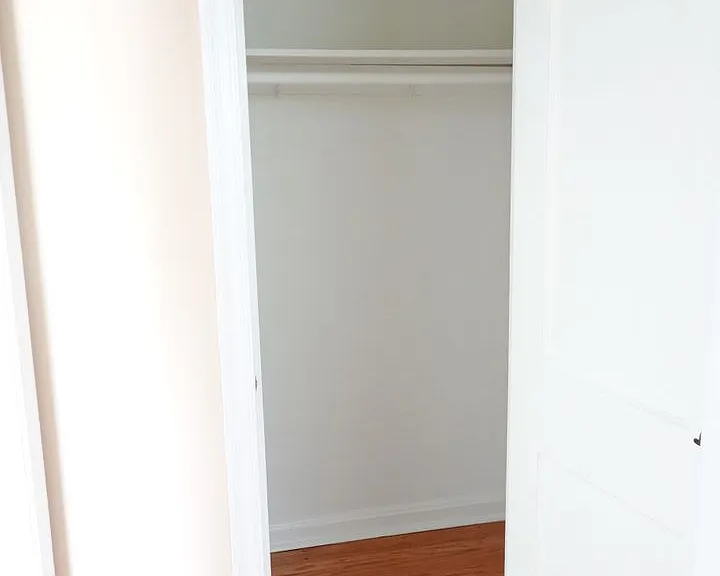 8210 Greenwood Ave — Photo 40