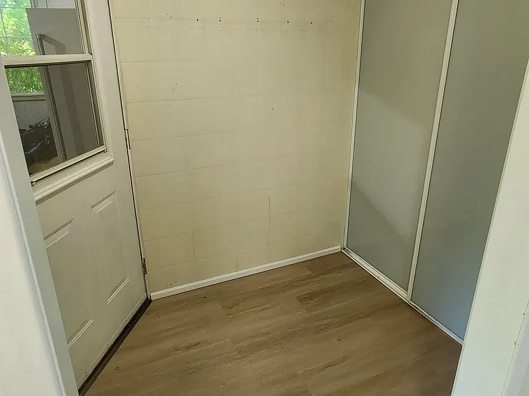 15 Saint Anns Ct — Photo 17