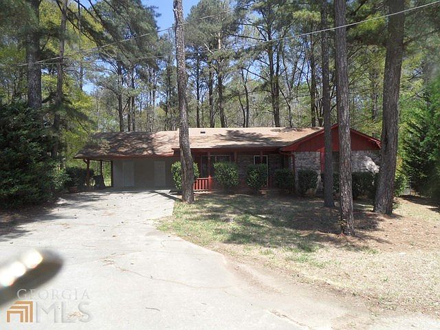 1st image of 134 Amberwood Cir SE