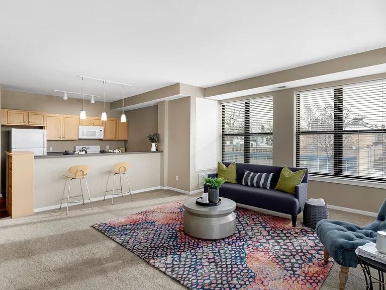 West River Commons — Photo 11