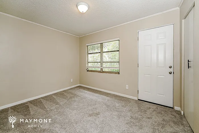 1513 S Mellonville Ave — Photo 7