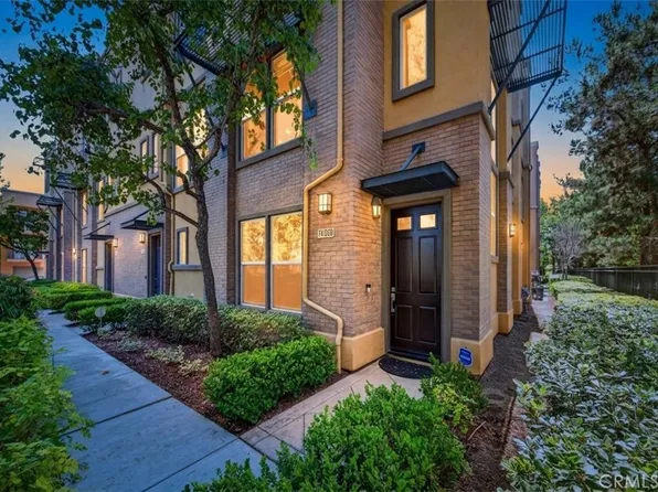 1105 Armstrong Dr, Fullerton, CA 92833