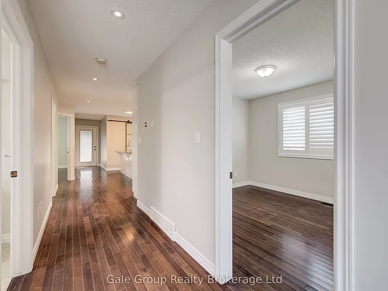 151 Norwich Ave — Photo 20