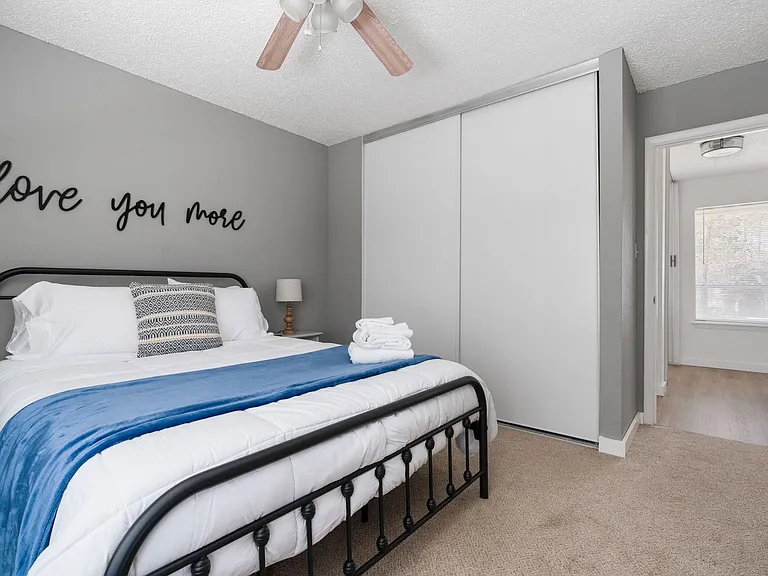 143 La Vista Ln — Photo 8