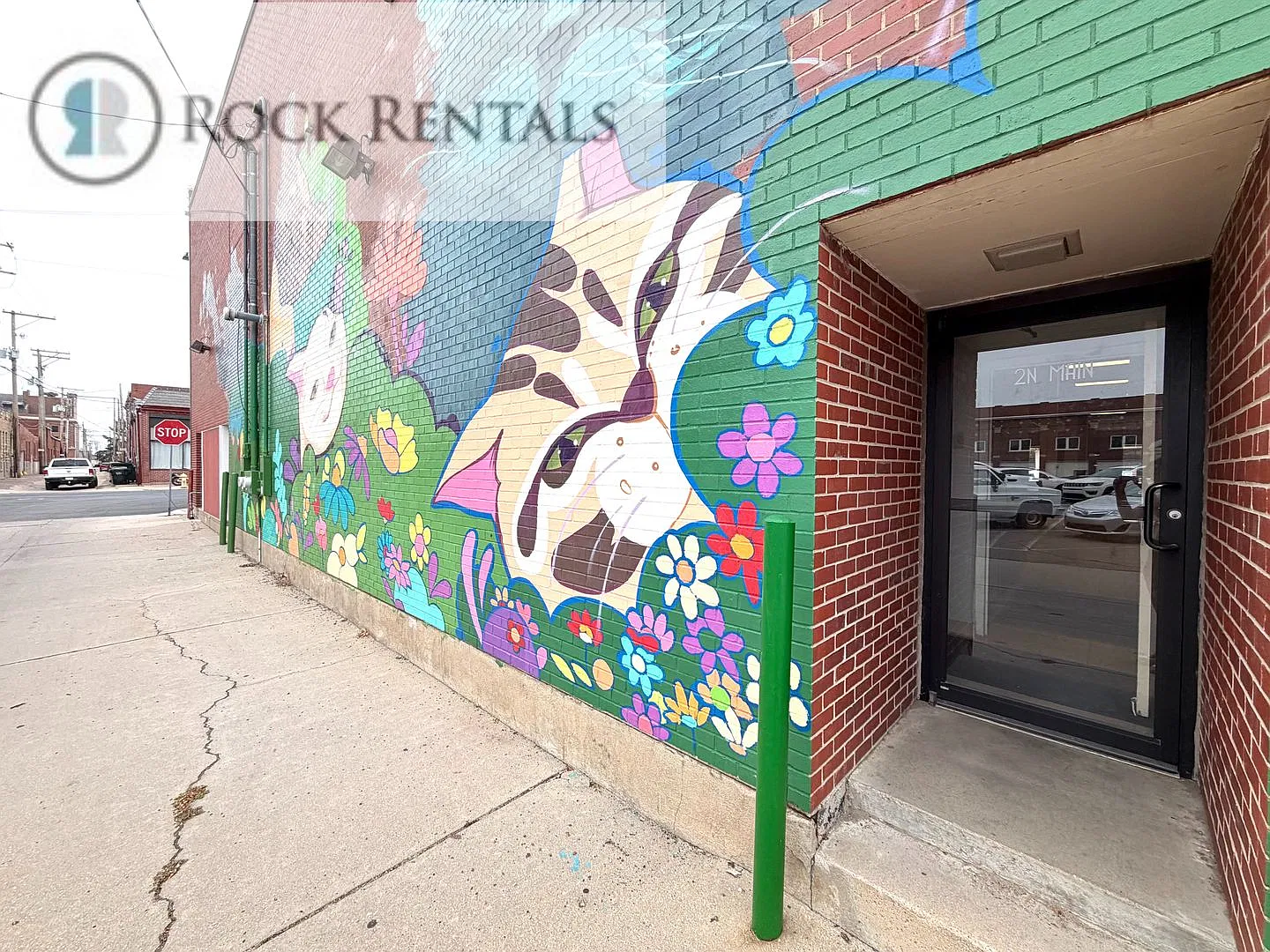 2 N Main St — Photo 1