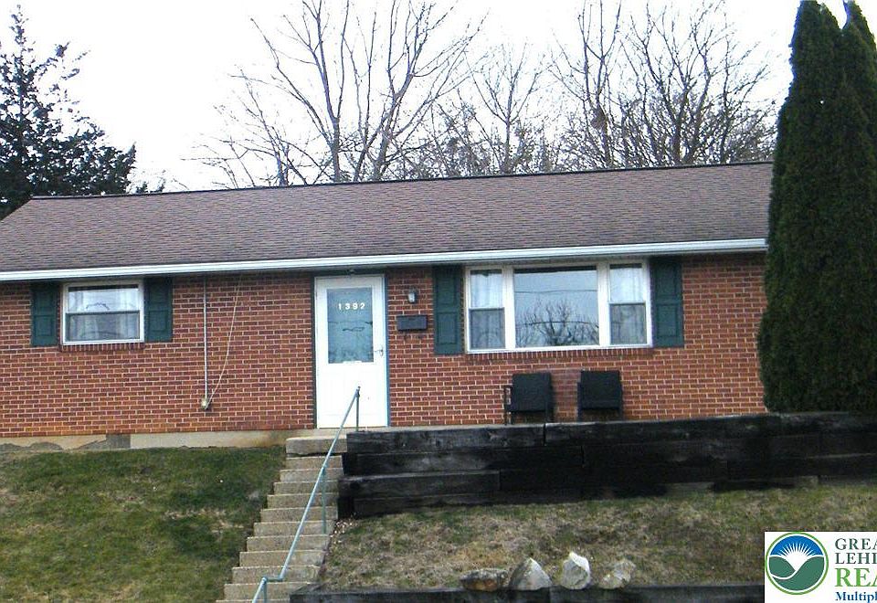 1st image of 1392 New Holland Rd