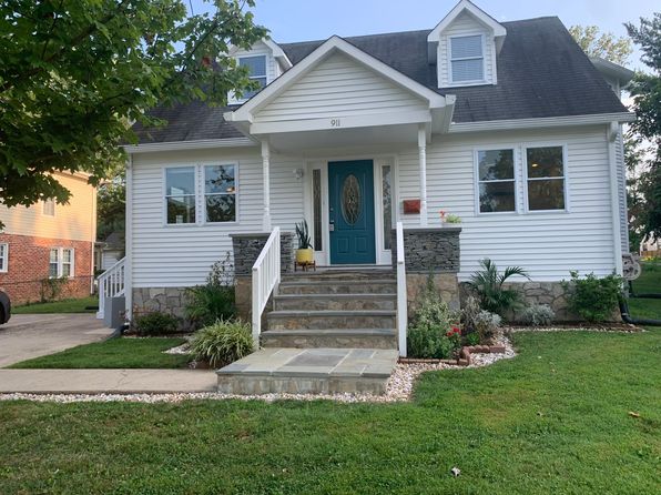 911 Maple Ave