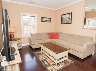 75 High Point Cir, Newburgh, NY 12550
