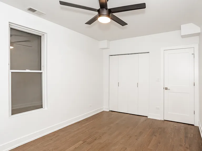 1418 W Blackhawk St #2RF — Photo 6