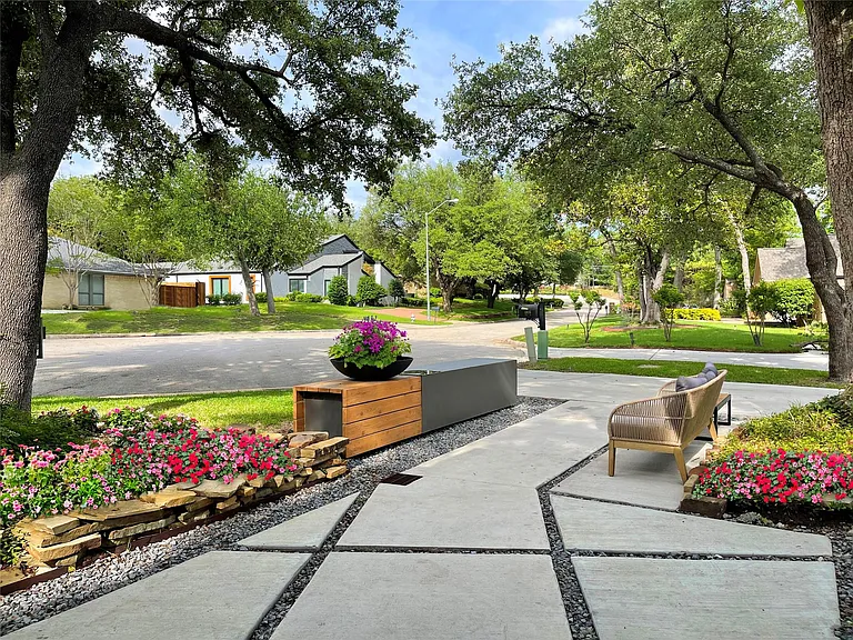 6802 Bert Ln — Photo 19