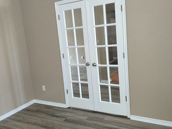 4th image of 2512 Woodsong Dr