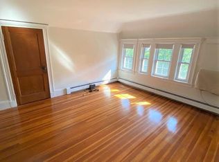 11 Orvis Rd FLOOR 3, Arlington, MA 02474