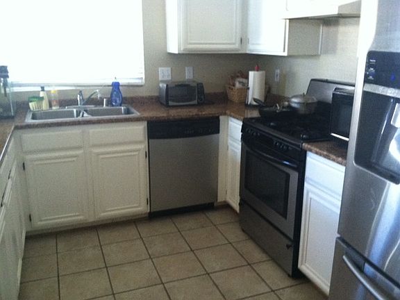 5th image of 44562 Johnston Dr