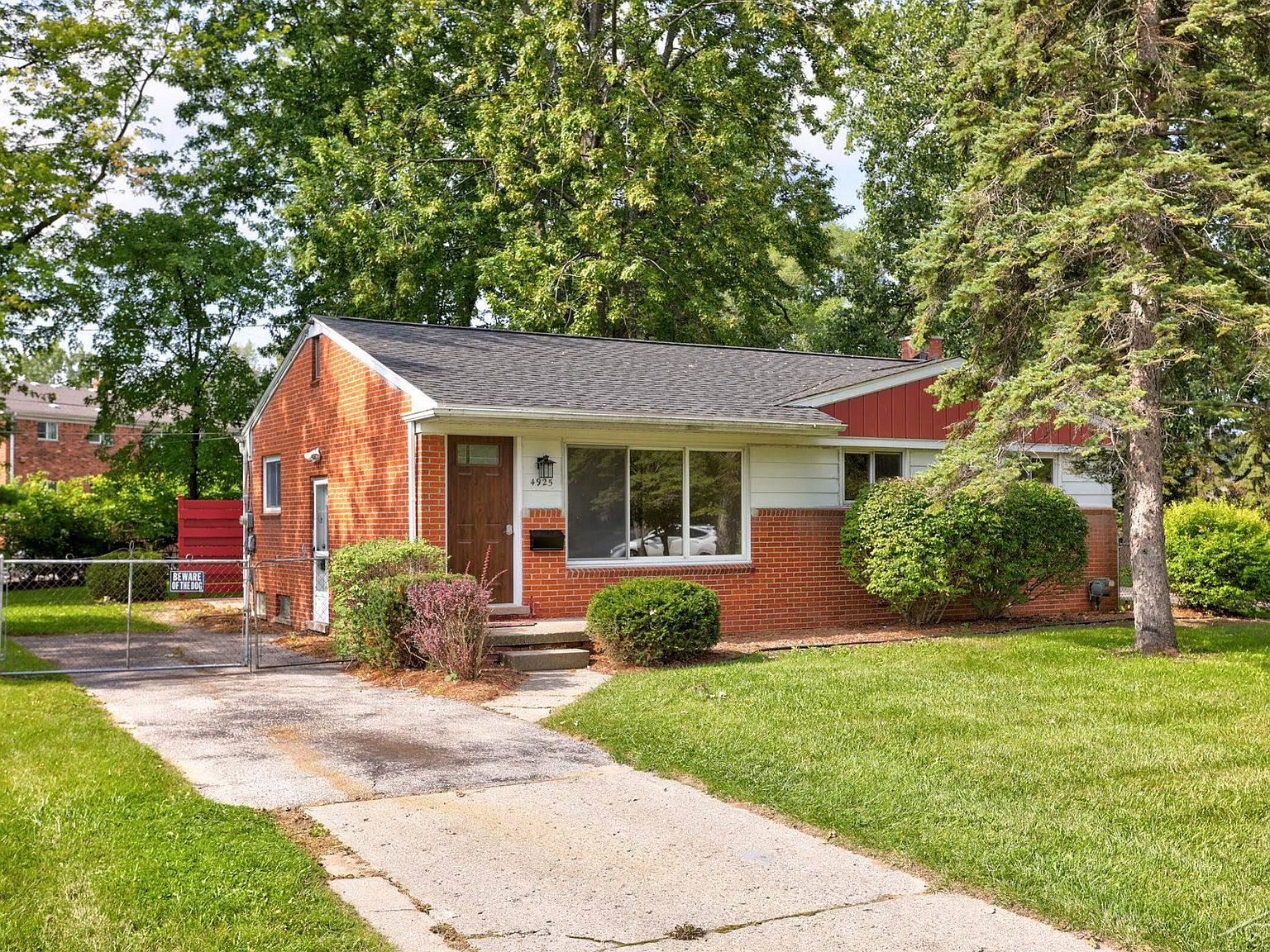 4925 Thornehurst Pl, Saginaw, MI 48603 MLS 50121385 Zillow