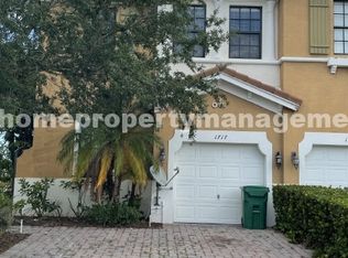 1717 SW Umbria St, Port Saint Lucie, FL 34953