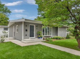 480 Maple St, Glen Ellyn, IL 60137