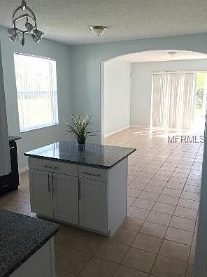 5th image of 209 Portstewart Dr
