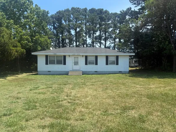 28455 Seaside Rd, Cape Charles, VA 23310