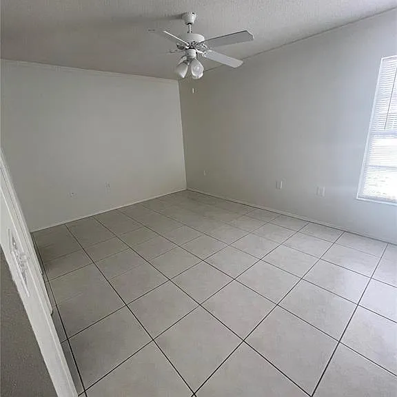 3021 W Tampa Bay Blvd — Photo 9