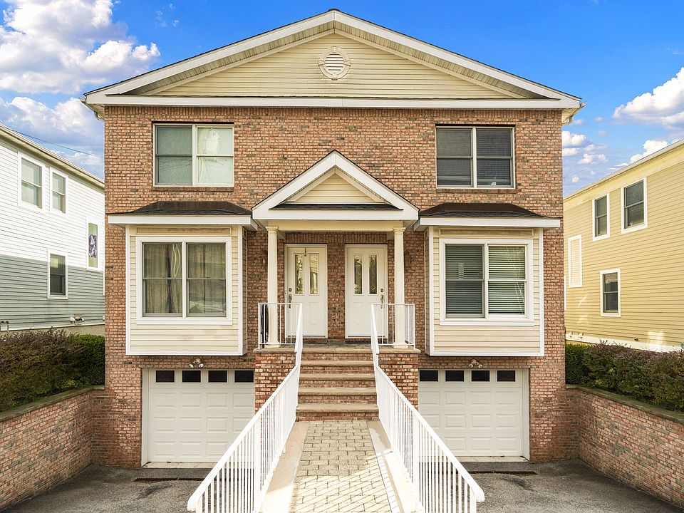 186 Woodside Avenue (left side)