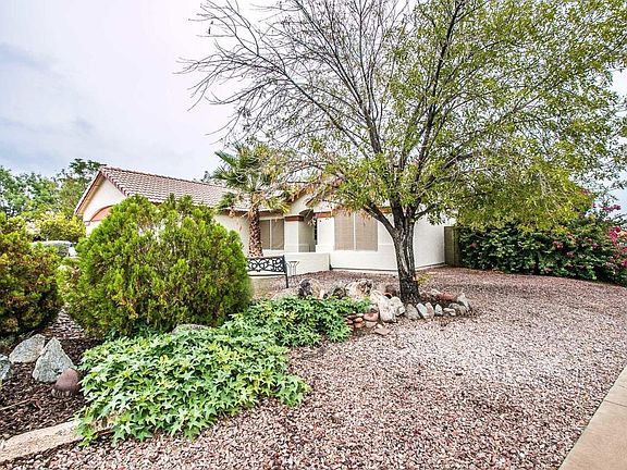 2nd image of 1011 S Sinova Cir
