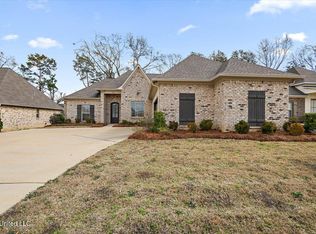 735 Glenwild Dr, Canton, MS 39046