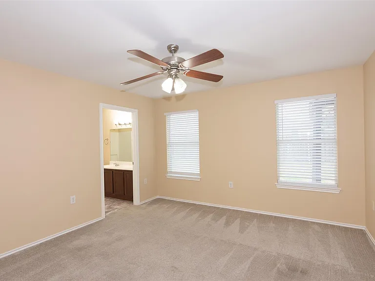 7612 Cayenne Ln — Photo 12