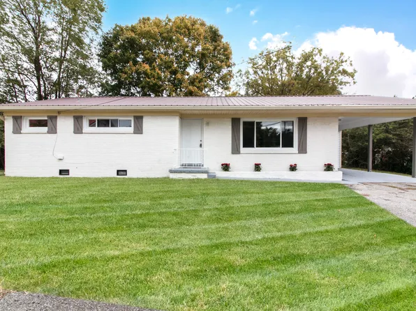 131 E Lake St, Camden, TN 38320