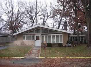 8486 N Tippecanoe Dr, Walkerton, IN 46574