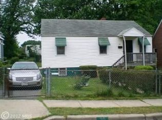 20 Maryland Park Dr, Capitol Heights, MD