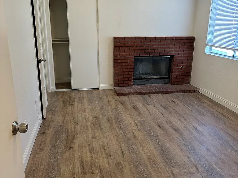 15978 Muni Rd #5 — Photo 3
