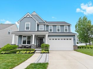 310 Fletcher St, Wixom, MI 48393