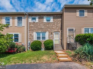 90 Rose Of Sharon Dr, Etters, PA 17319